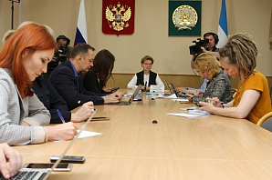 Секретарь Центризбиркома республики Марина Долматова провела брифинг с журналистами  