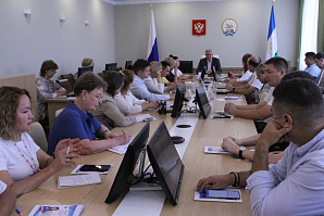 Центризбирком провел семинар для СМИ по освещению выборов
